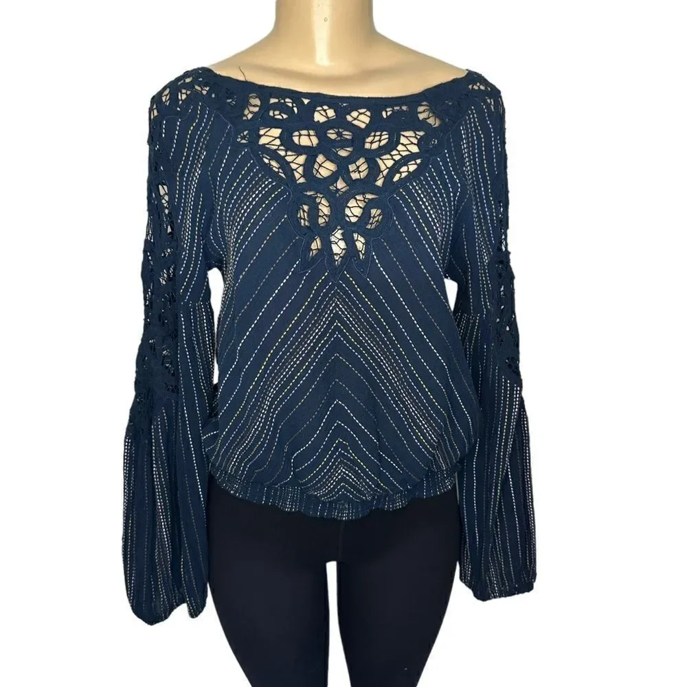 Free People Floating Memories Pullover dark blue Crotchet Lace Top small EUC